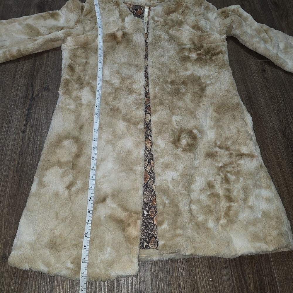 Uncle Frank Faux Fur Coat – XS – Made in USA - Picture 10 of 12